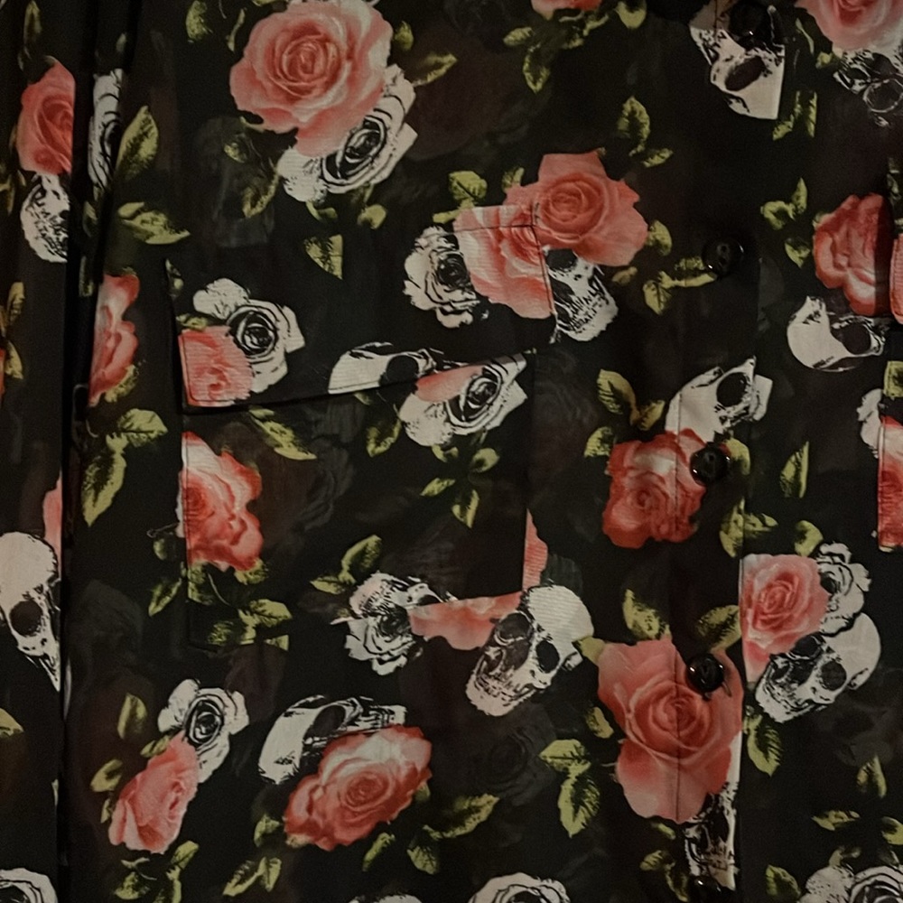 Sheer Torrid Button down - Picture 3 of 4